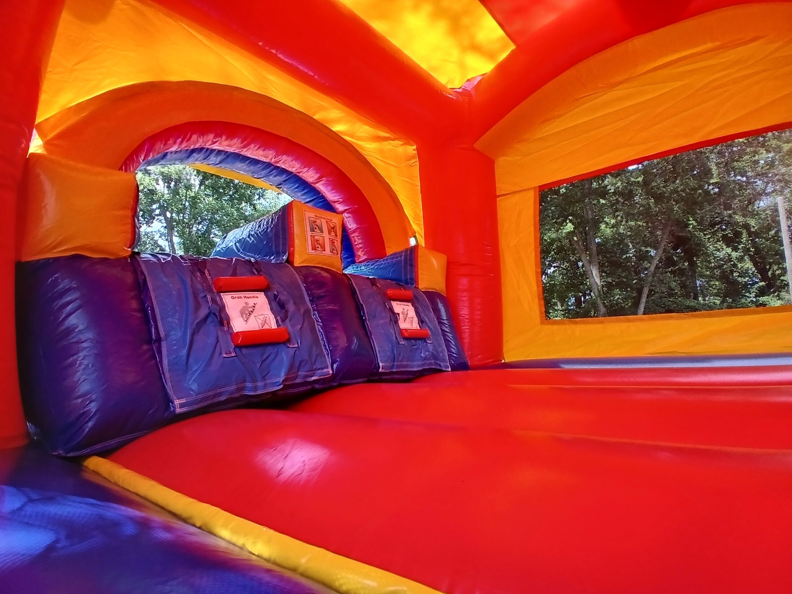 Dual-Lane-Bounce-n-splash-climbing-wall
