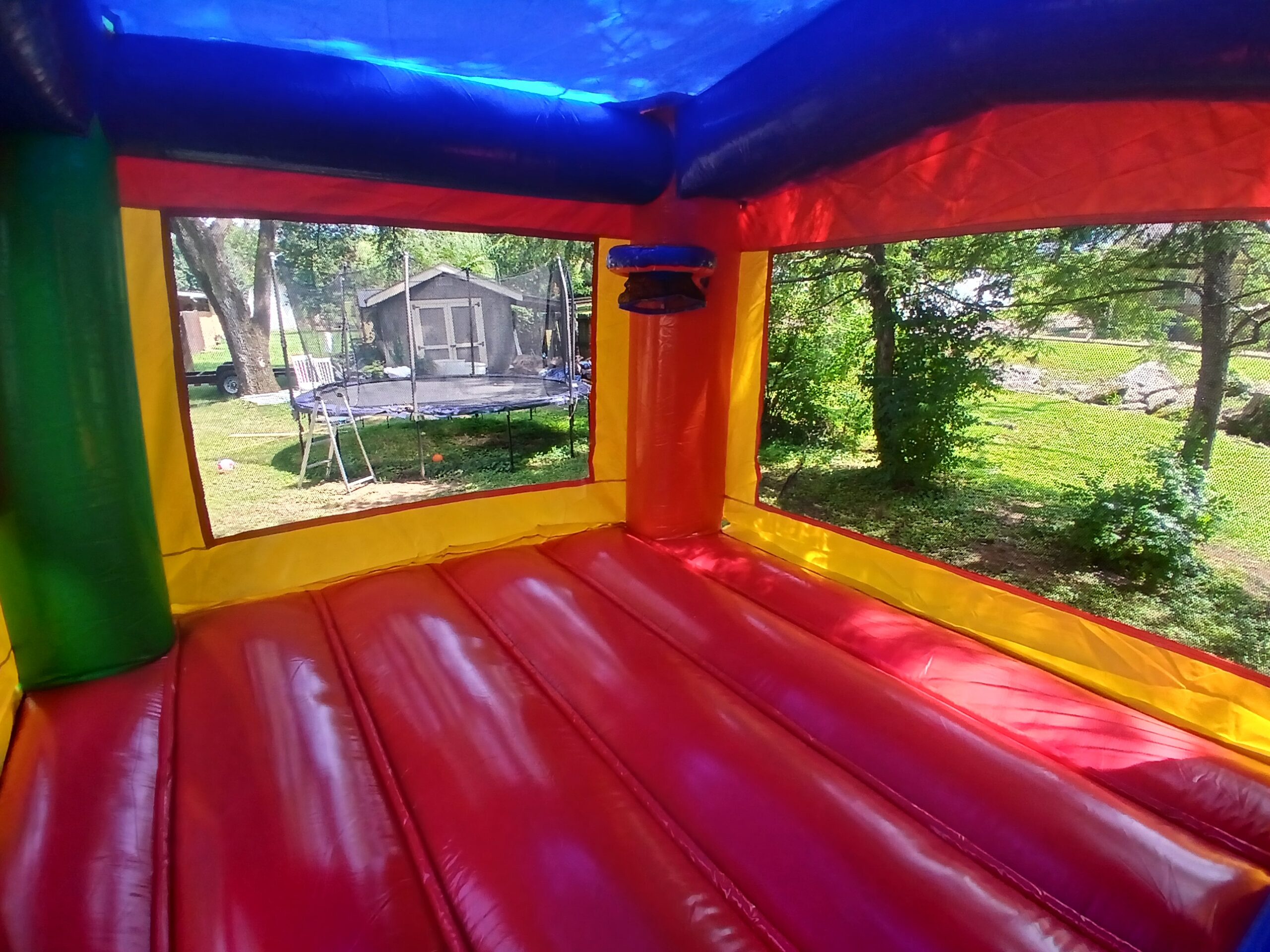 Mega Bounce N' Splash-basketball-hoop