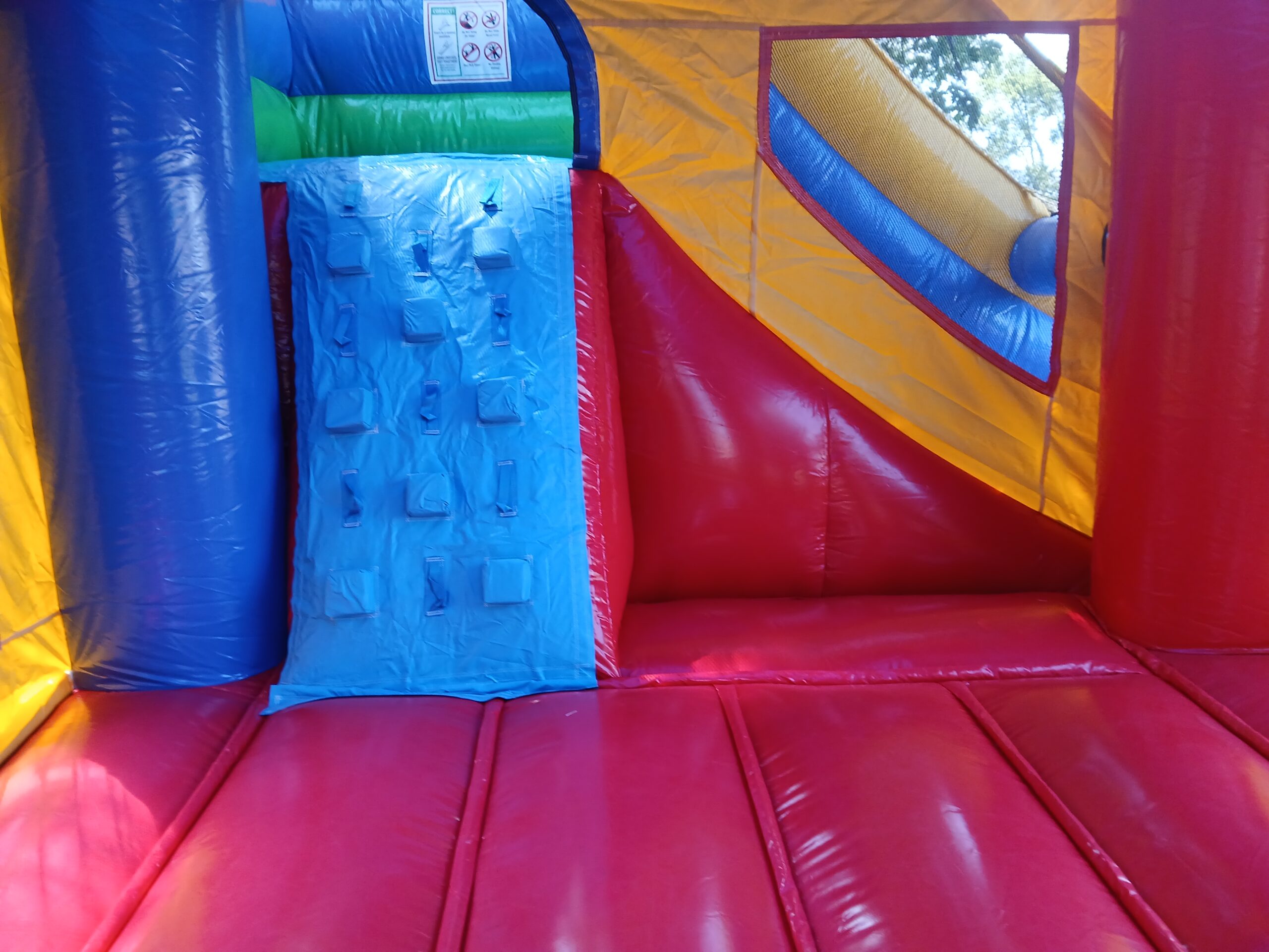 Mega Bounce N' Splash-climbing-wall