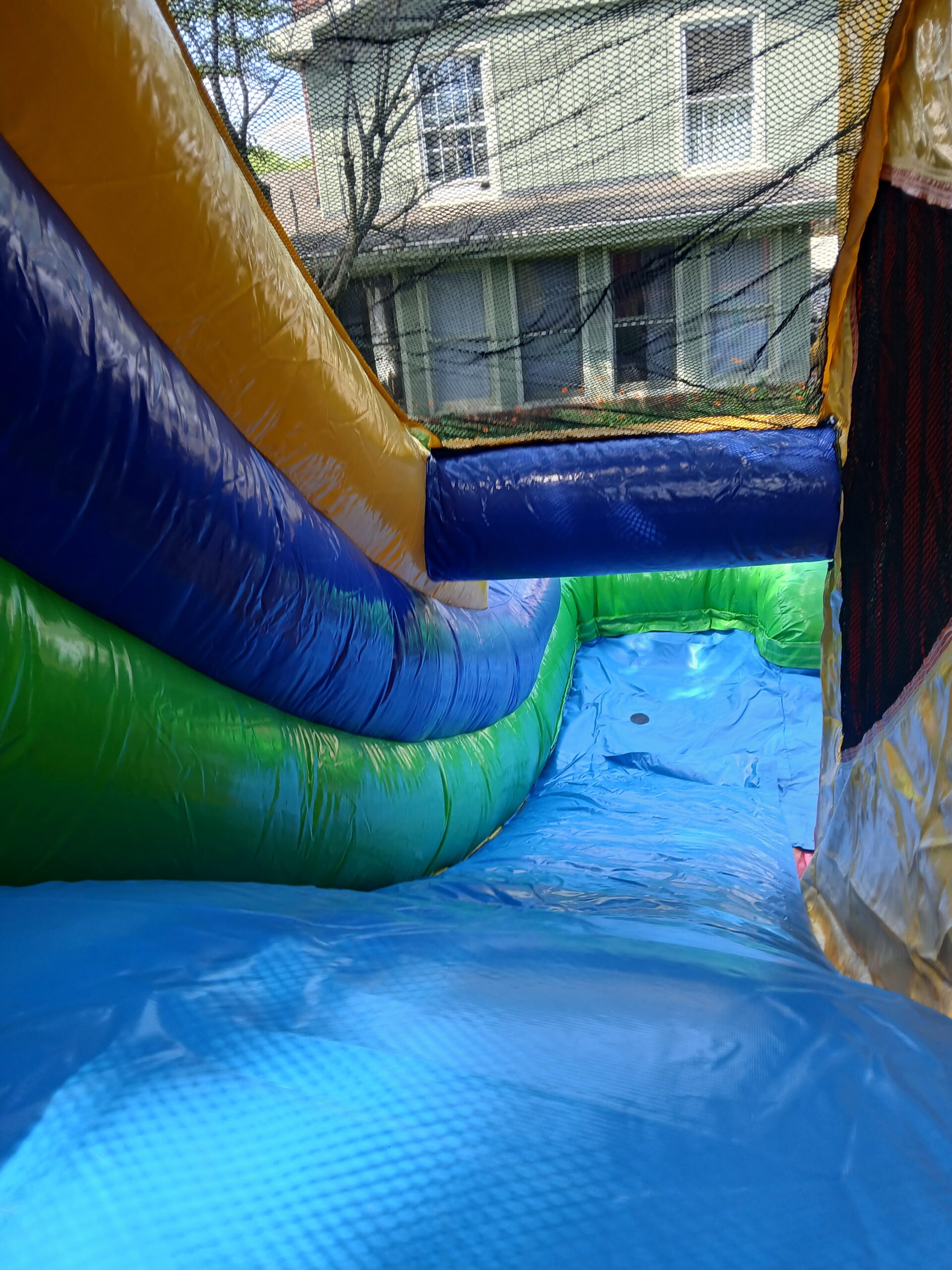 Mega Bounce N' Splash-slide-top